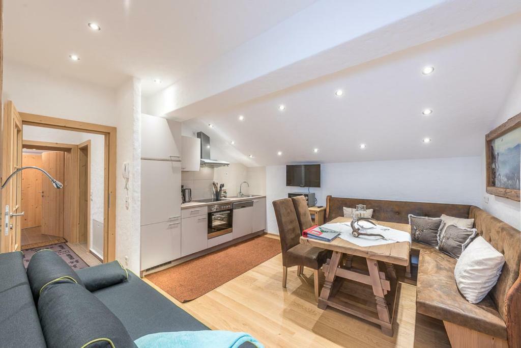 Haus Moesenlechner Apartment ไมส์โฮเฟิน ภายนอก รูปภาพ